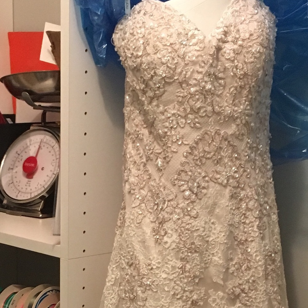 Wedding dress